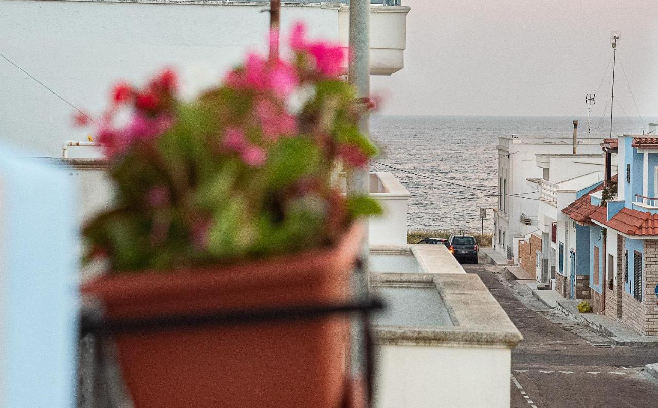 Bed and Breakfast La Scalinata Марина-ді-Манкаверса Екстер'єр фото
