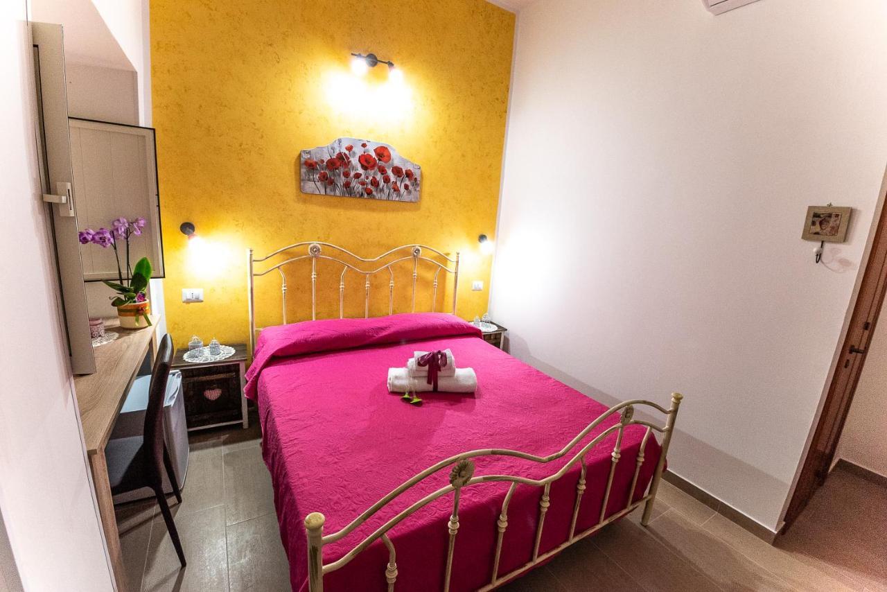 Bed and Breakfast La Scalinata Марина-ді-Манкаверса Екстер'єр фото